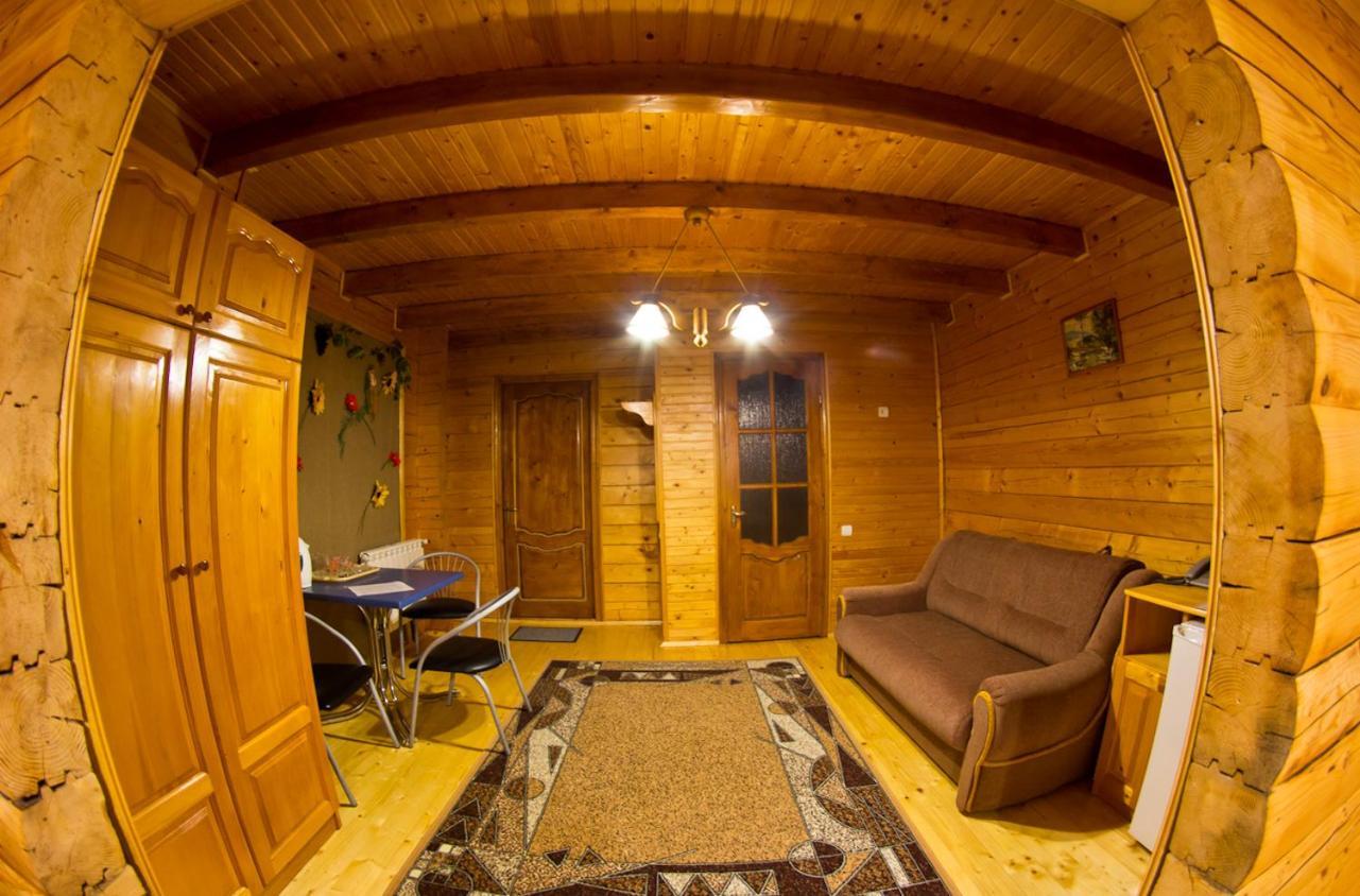 Hotel Edelweiss Carpathians Mihove Exteriér fotografie